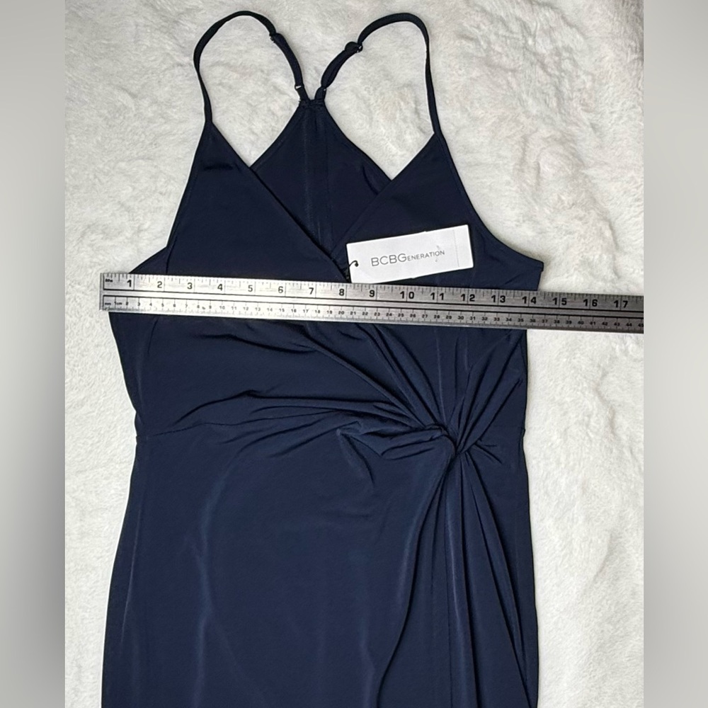 🆕 BCBGeneration Navy V-Neck Twist-Front Mini Dress - Picture 7 of 13